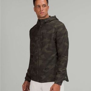 NWT Lululemon Men’s Warp Light Packable Jacket